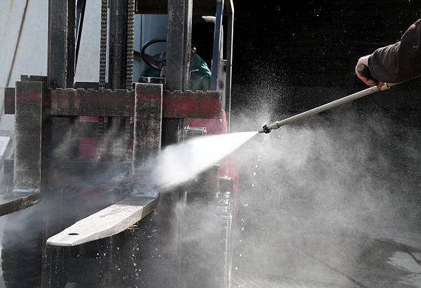 Best Warehouse Cleaning  in London, CA